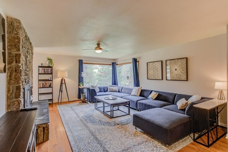 4br Mountain Getaway Pikes Peak, Dog-friendly!