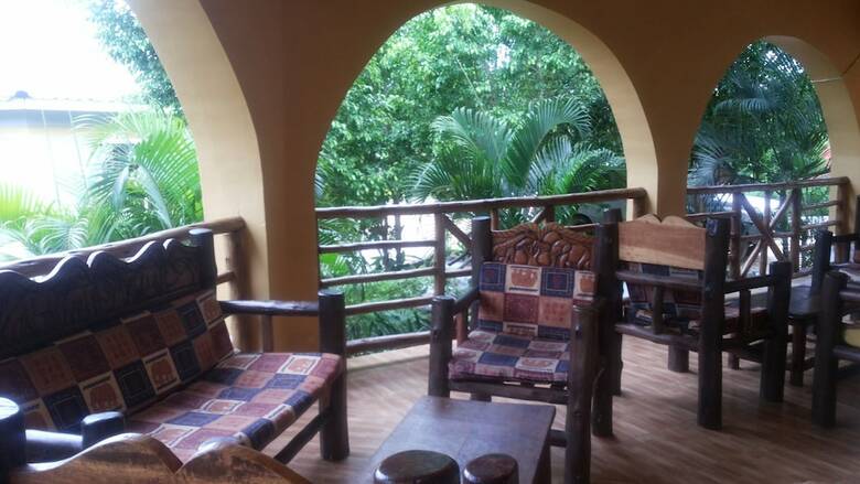 Hotel Lavic Country Resort