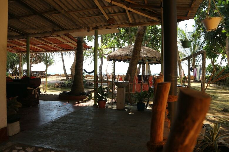 Hotel Senani Guesthouse