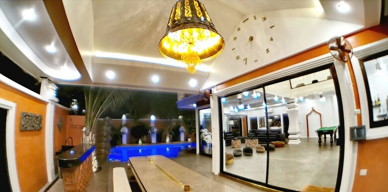 Tucheland Luxury Villa Pattaya 7br