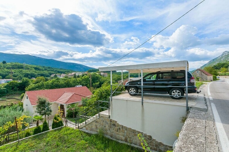 Villa Holiday Home Zve?anje