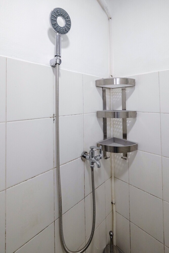 Best And Homey 2br Gading Nias Apartment