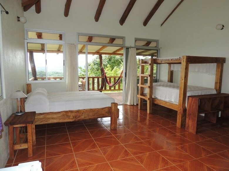 Hotel Casa Laureles