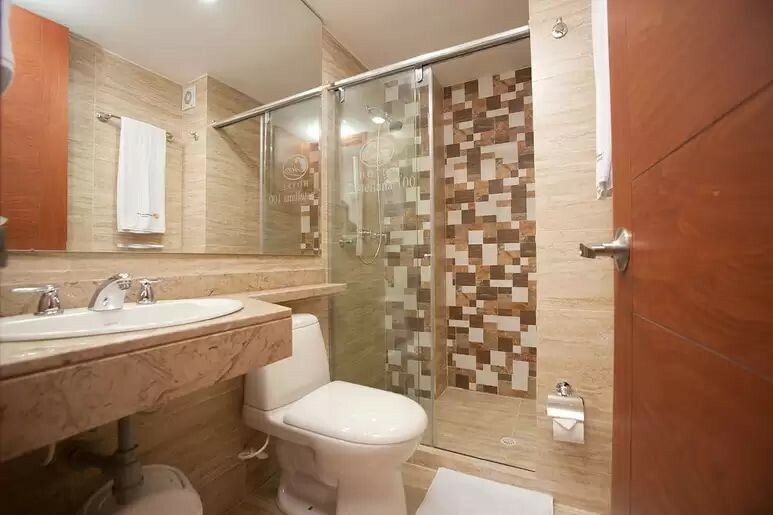 Hotel Castellana 100