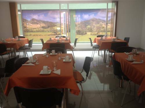 Hotel Castellana 100