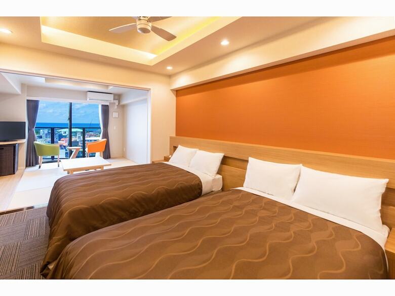 Hotel Yenn's Marina Inn Mercy