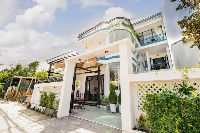 Hotel 5 Coconut Homestay Hoi An