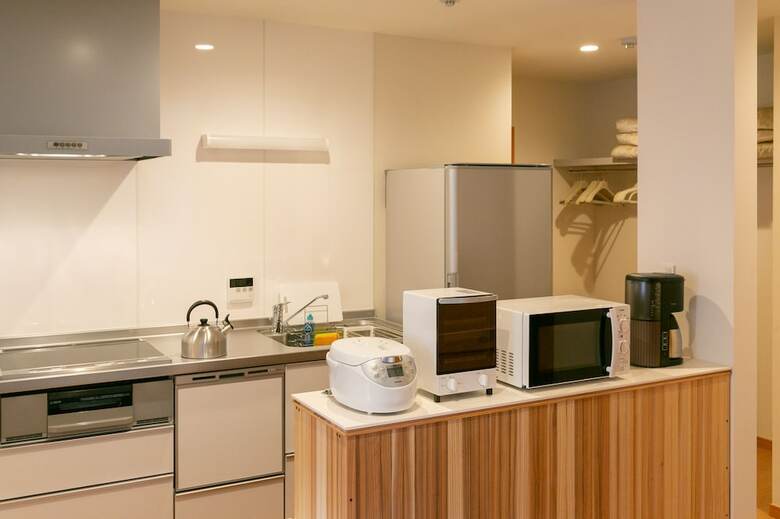 Hakuba Powder Mountain Lodge