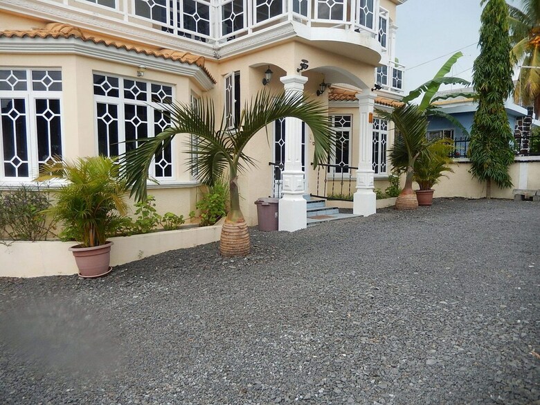 Hotel La Mirage Residence Guest House