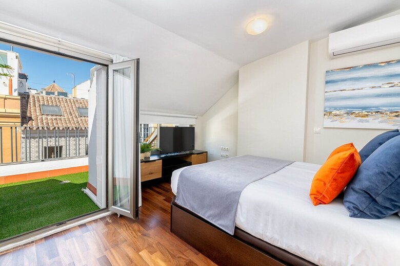 Apartamentos Iloftmalaga Carreter�a 74