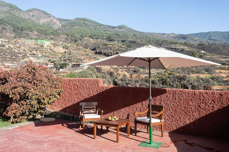 Villa Homelike Century Nature House