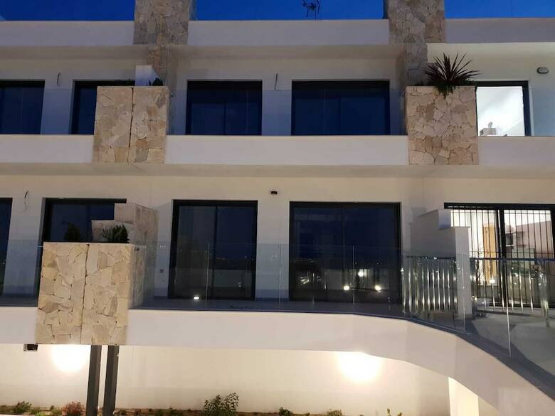 Apartamentos Apto de Lujo En La Playa Con Piscina (#6)