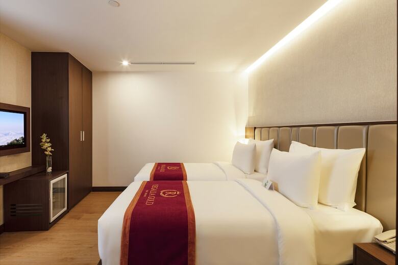 Regalia Gold Hotel