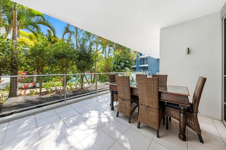 Apartamentos Poolside View