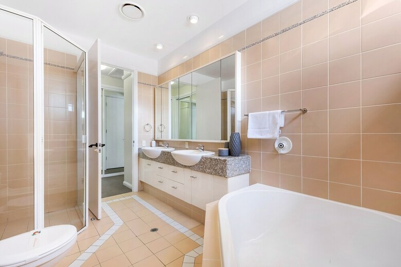 Sunshine Villa At Sanctuary Cove
