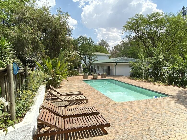 Hotel Eden Retreat