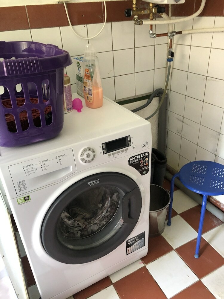 One Bedroom Studio.open For Bookings