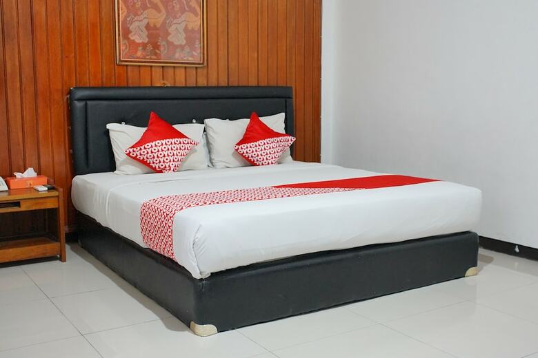 Oyo 1333 Wisata Hotel