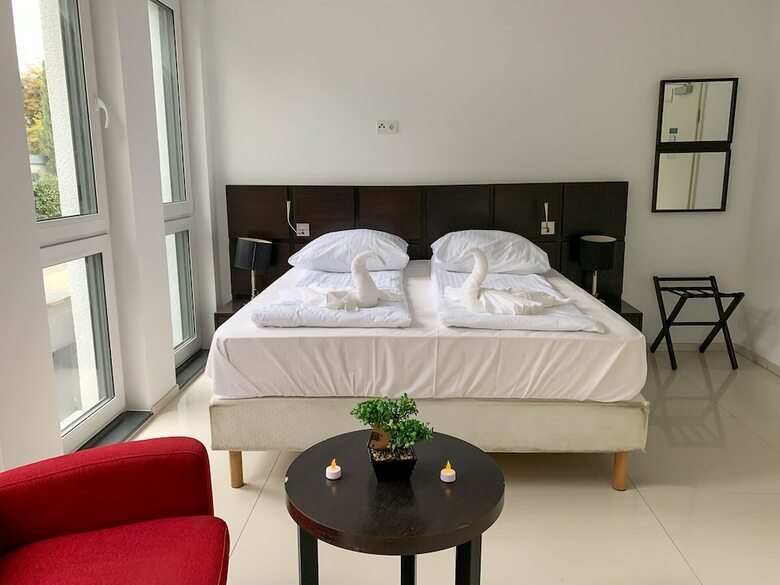 Hotel Lovely Studio Cologne