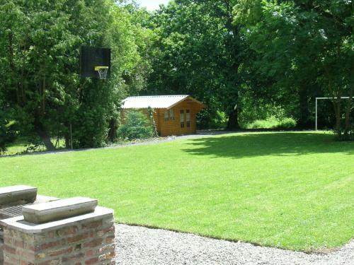 Holiday Home Au Clocher Ferrieres