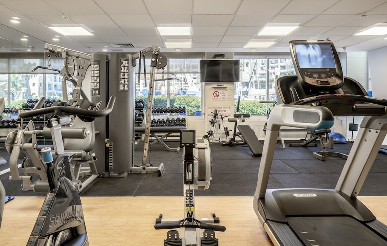 Apartamento Bright Marina Apt W Pool & Gym Access