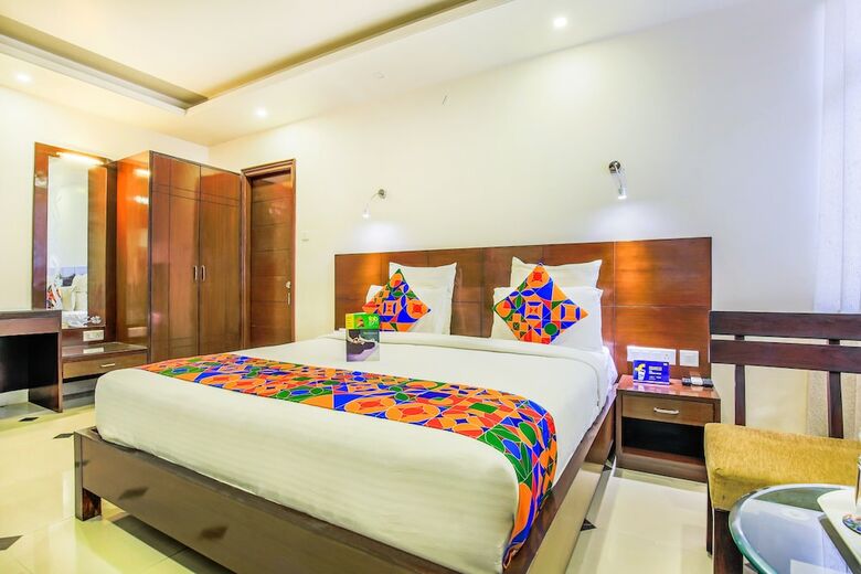 Fabhotel Royal Heritage