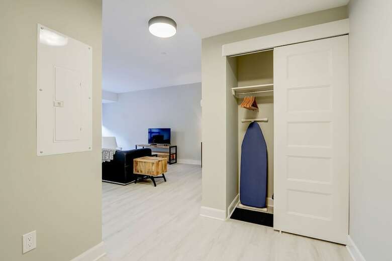 The Met Apartments By Corporate Stays
