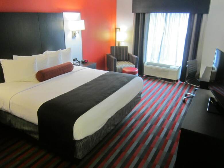Best Western Plus Carrollton Hotel