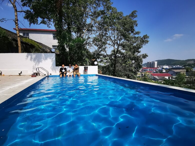 Bed & Breakfast Tujia Folk Houses
