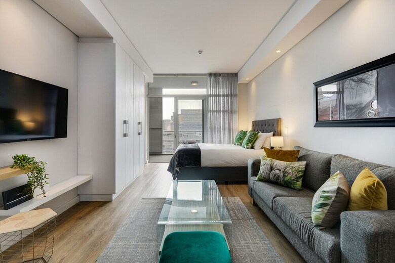 Eco Balcony Sentinel Apartment 1006