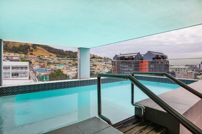 Eco Balcony Sentinel Apartment 1006