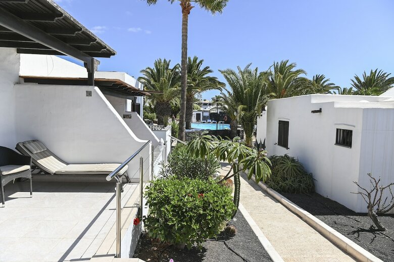 Apartamentos Casa Bastian 24