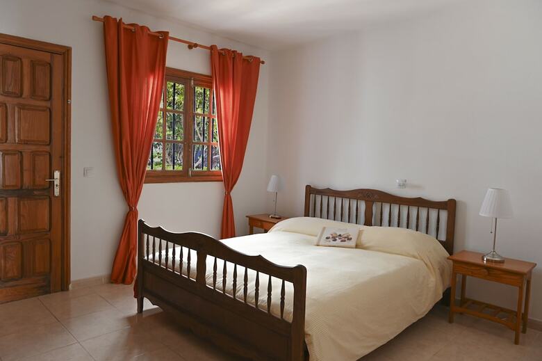 Apartamentos Casa Bastian 24