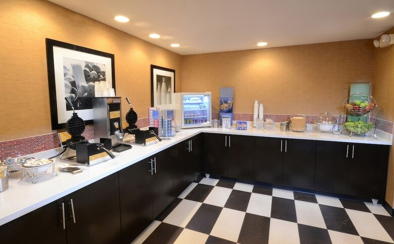 Hotel Hampton Inn Raleigh - Capital Blvd. North