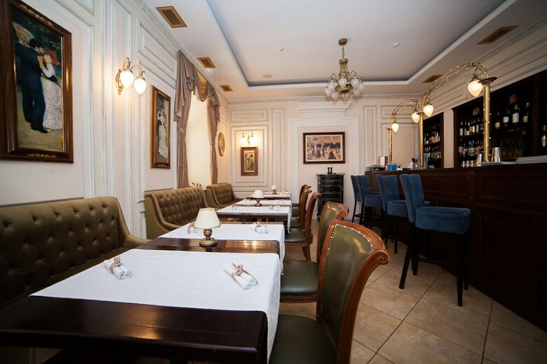 Chopin Hotel