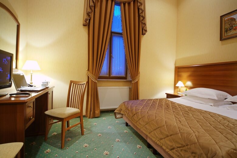 Chopin Hotel