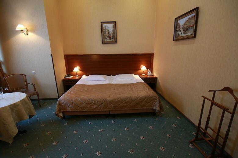 Chopin Hotel