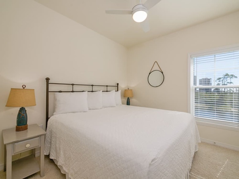 A Wave From It All - Townhomes At Lost Key