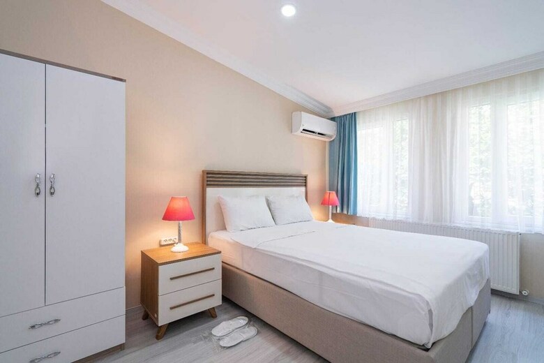 Bicer Hotel