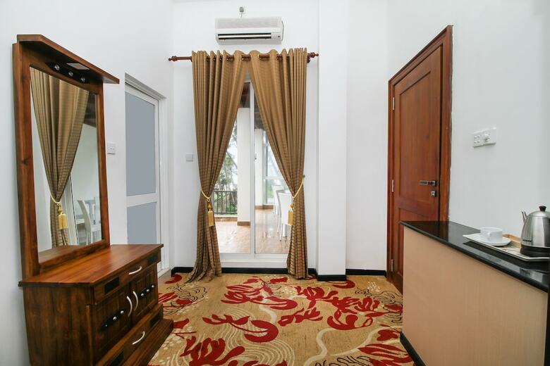 Oyo 417 The Kenrish Hotel
