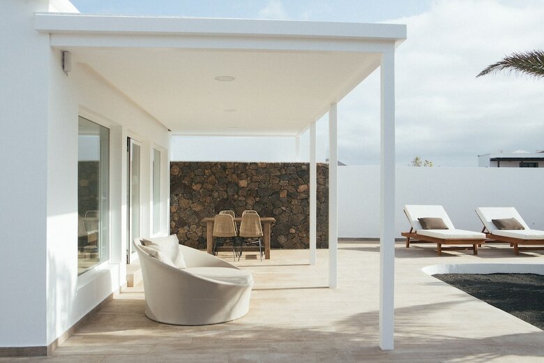 Aparthotel Alava Suites