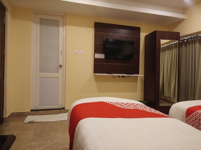 Hotel Green Plaza