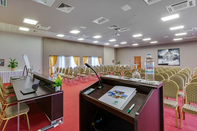 Hotel Pinija