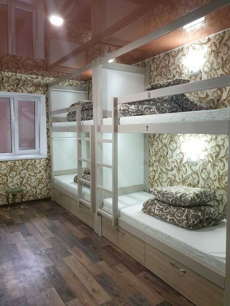 Hostal Rainbow House Hostel