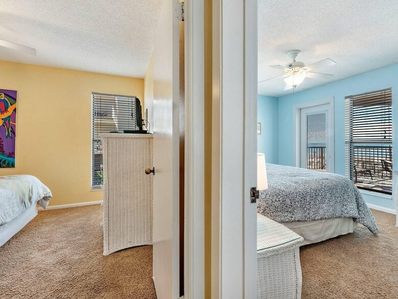 Sandpiper Beachfront Condos By Bender Vacation Rentals