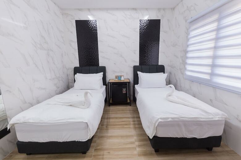 Hotel Lee Luxury Home