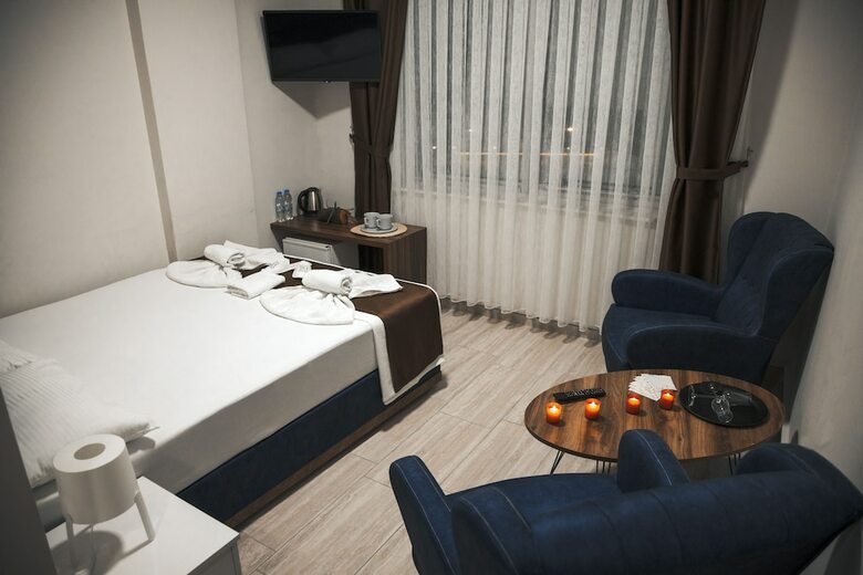 Hotel Bornova Otel