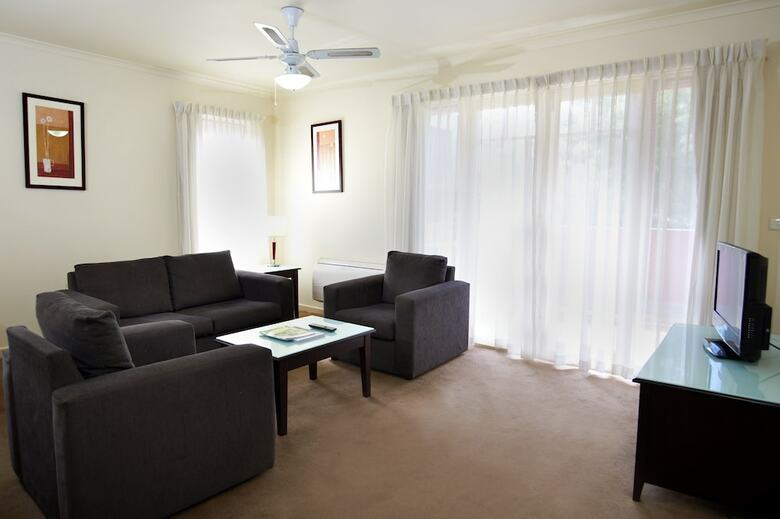Aparthotel Quest Royal Gardens