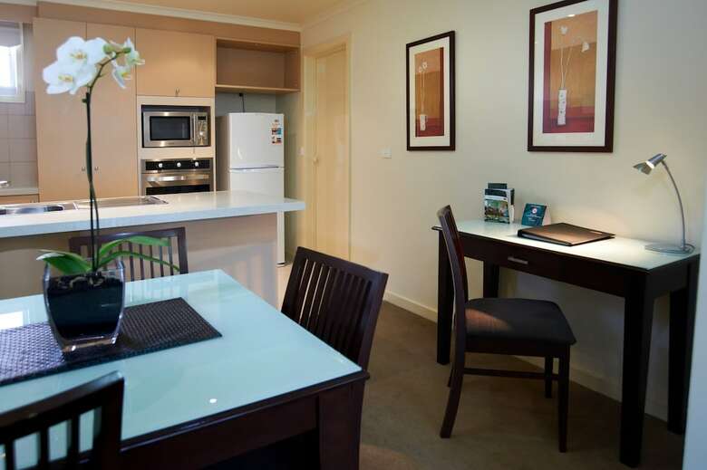 Aparthotel Quest Royal Gardens