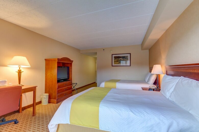 Hotel Chateau Resort & Conference Center